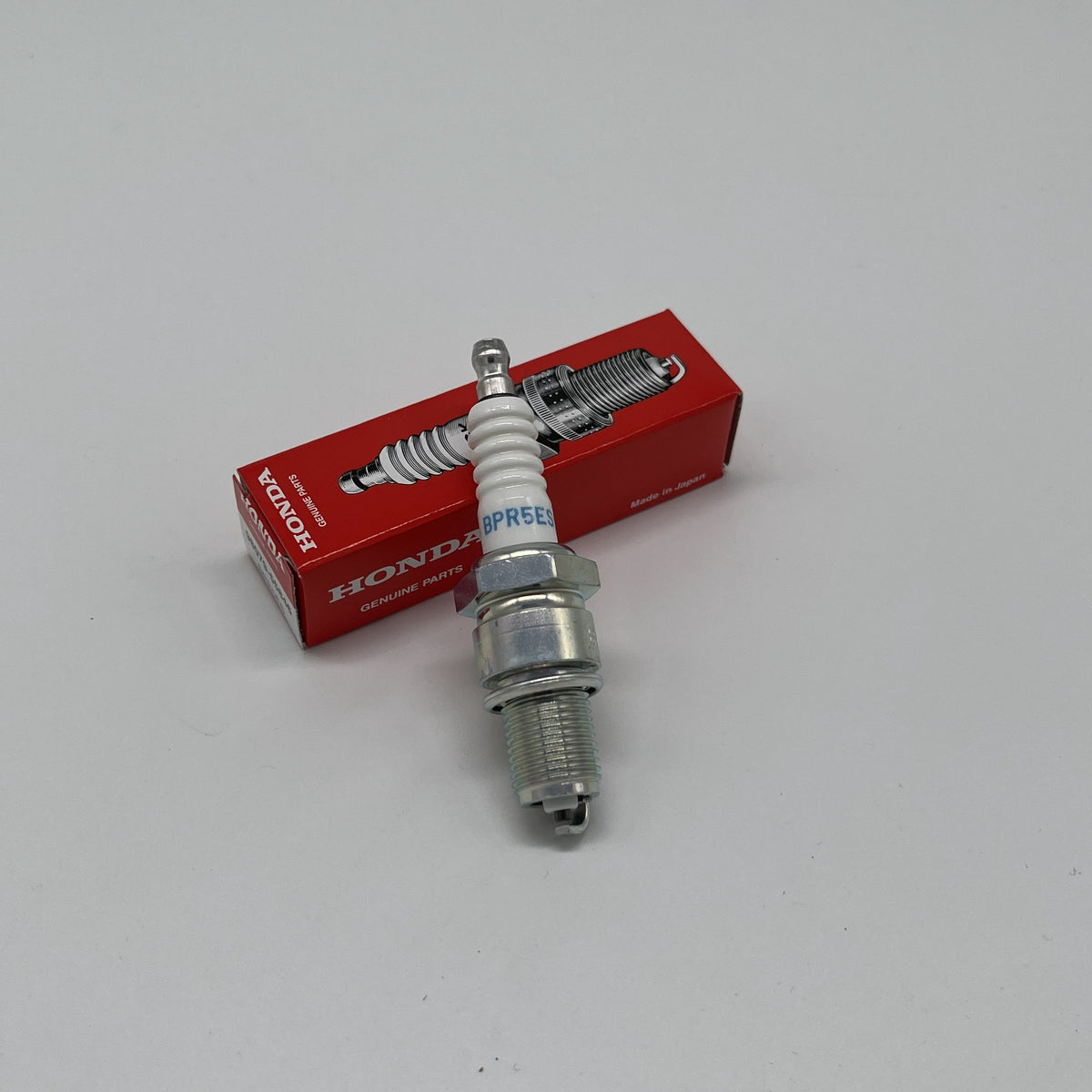Honda bougie (bpr5es) 98079-55846